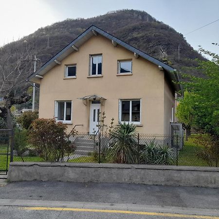 شقة T3 Neuf 65M2 5 Personnes Avec Jardin Au Calme, Menage Inclus, Local Velo Bagnères-de-Luchon المظهر الخارجي الصورة