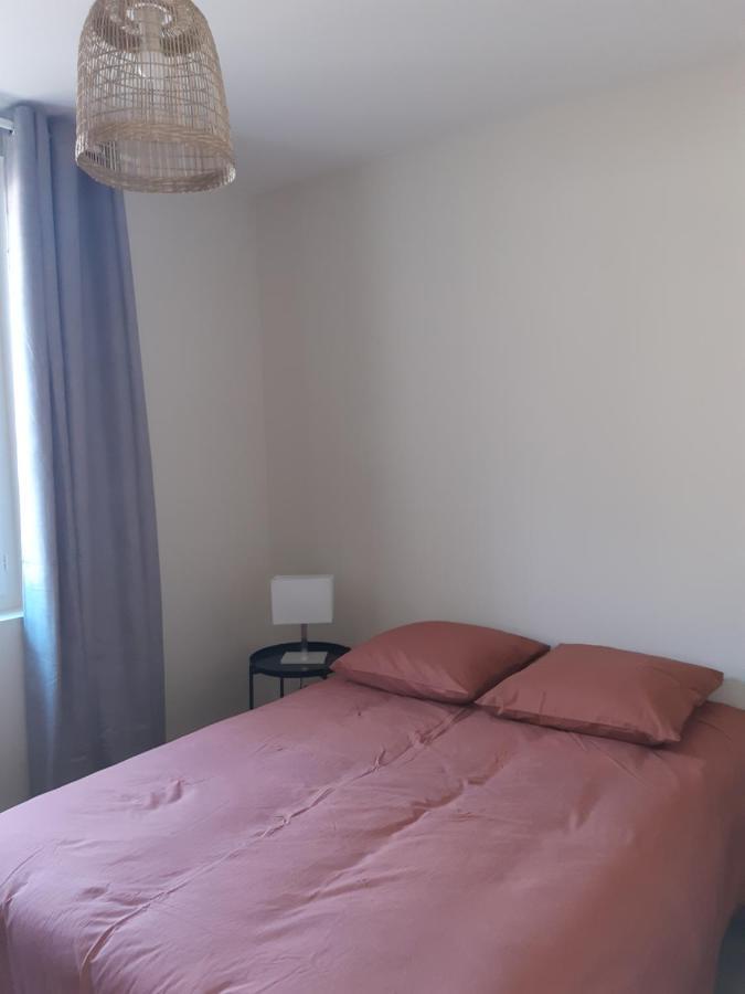 شقة T3 Neuf 65M2 5 Personnes Avec Jardin Au Calme, Menage Inclus, Local Velo Bagnères-de-Luchon المظهر الخارجي الصورة